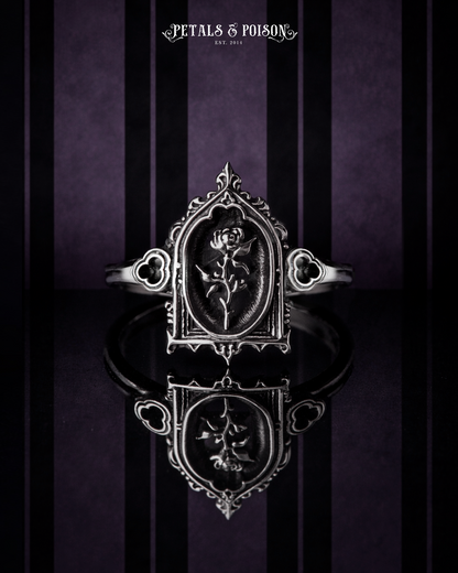 The "Lenore's Tomb” Curio Ring