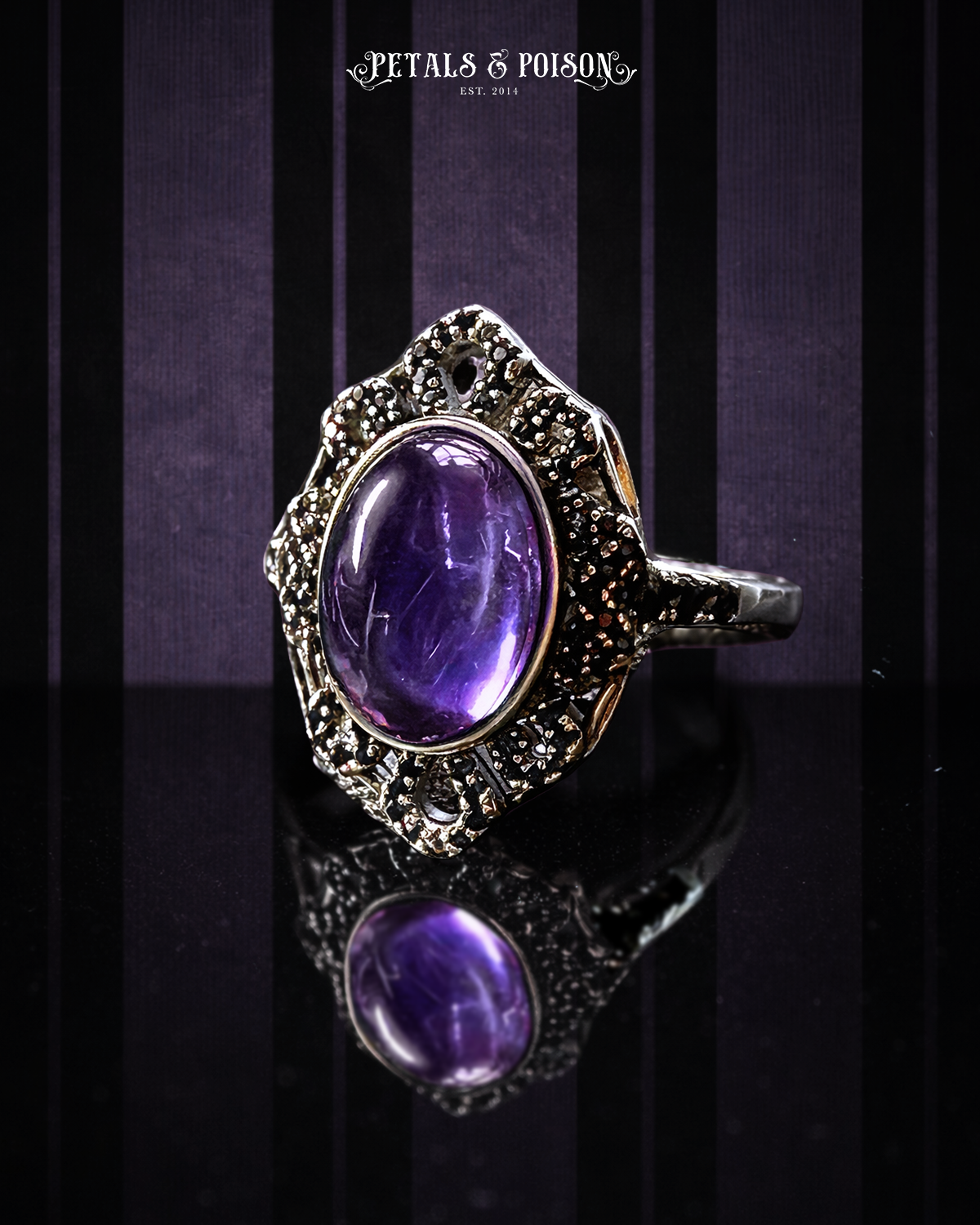 The "Knightshade" Heirloom Ring