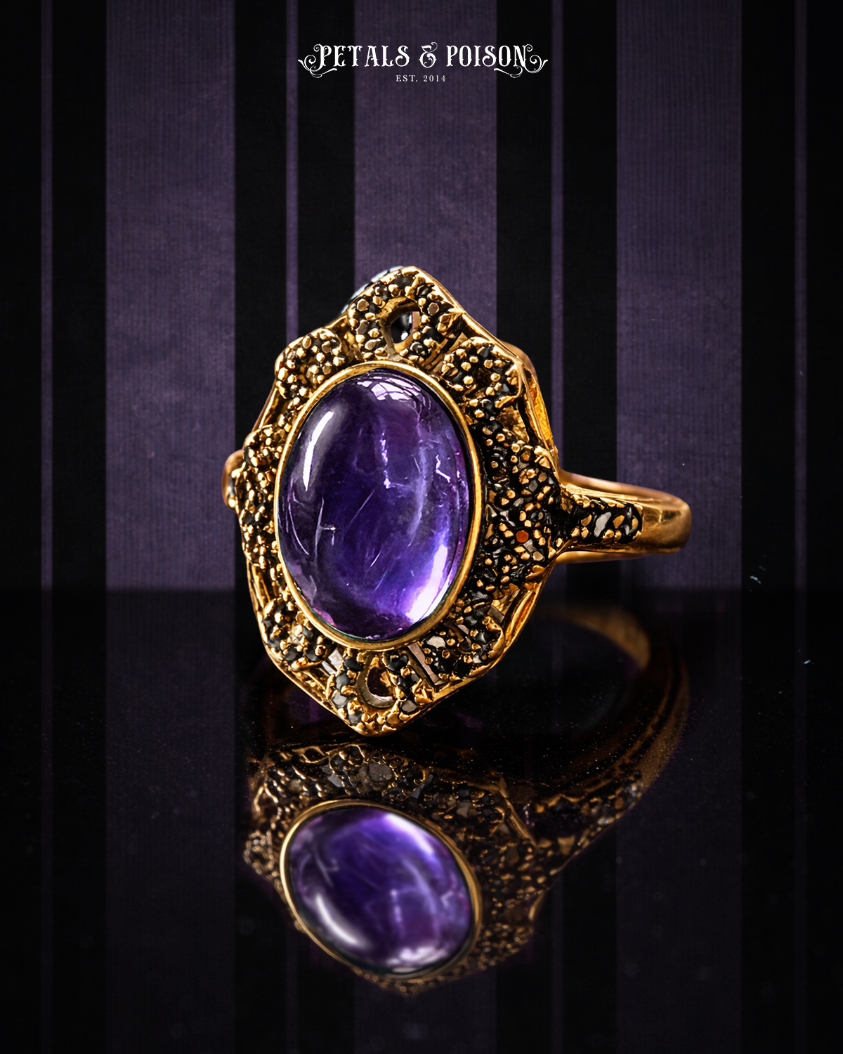 The "Knightshade" Heirloom Ring