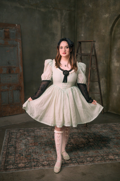 The "Baudelaire" Dress in ASHEN MINT