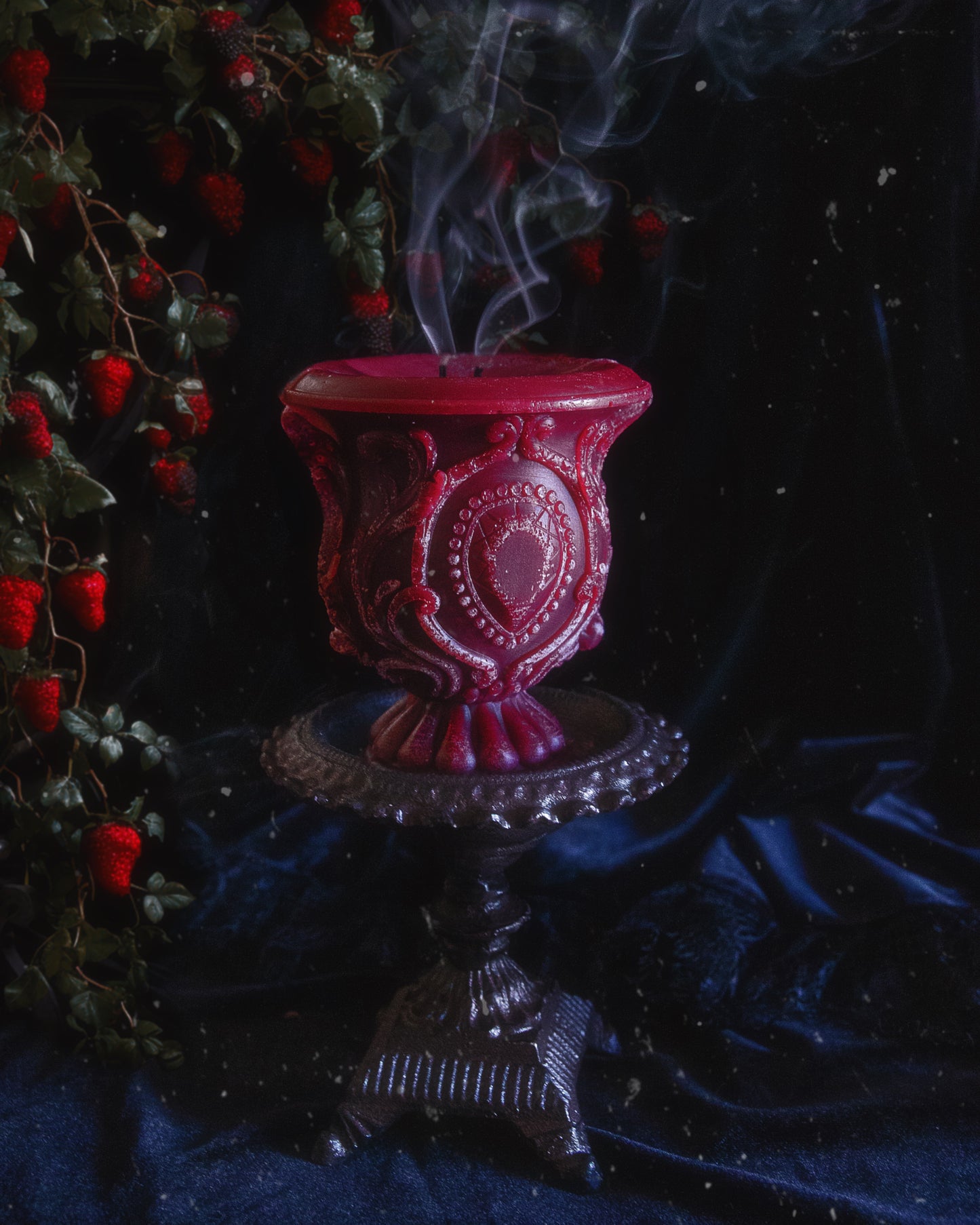 The “Willow Urn” Standing Candle