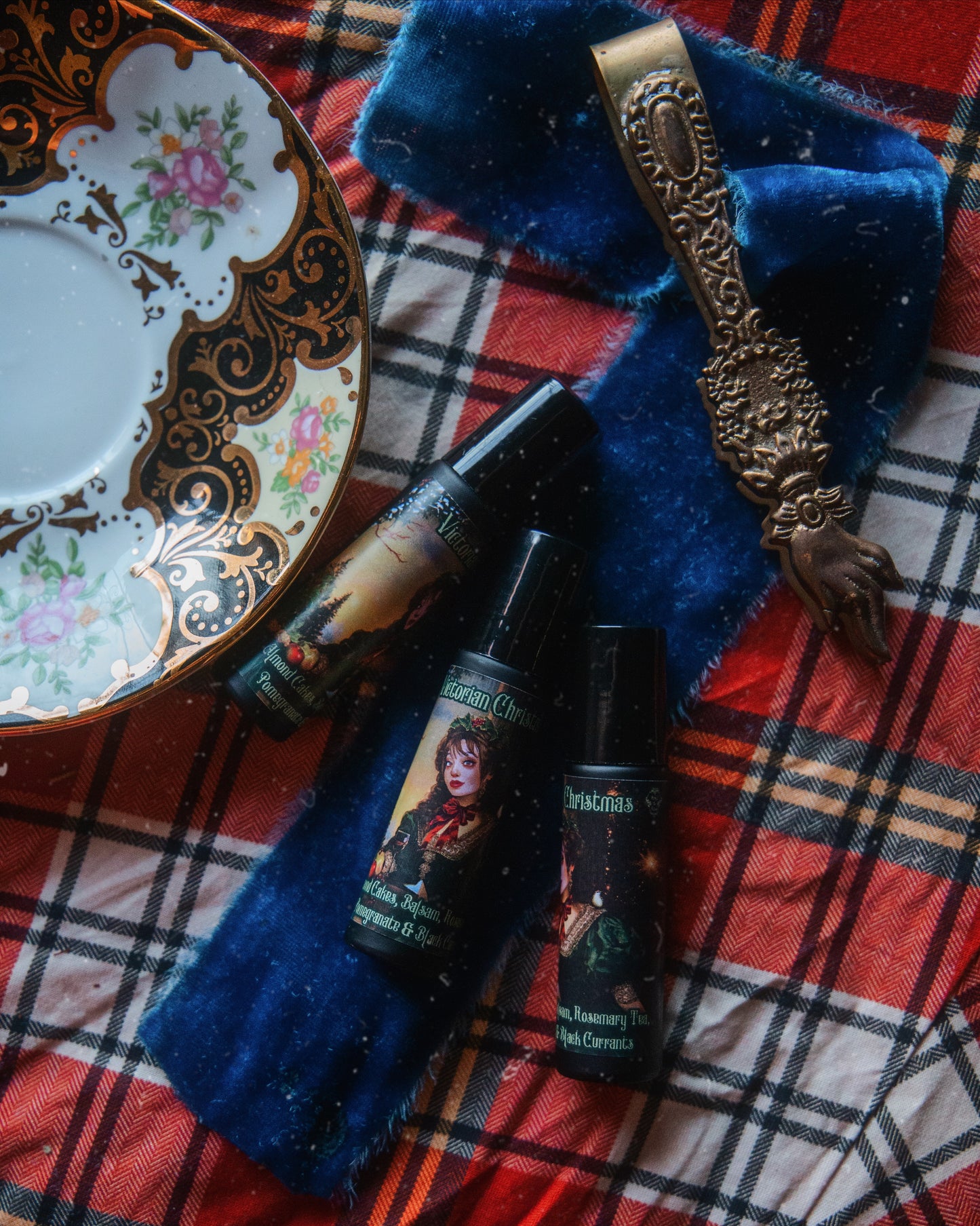 The “Victorian Christmas” Roll On Perfume