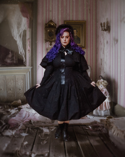 ARCHIVE: The "Malvolia" Dress in MANSION BLACK