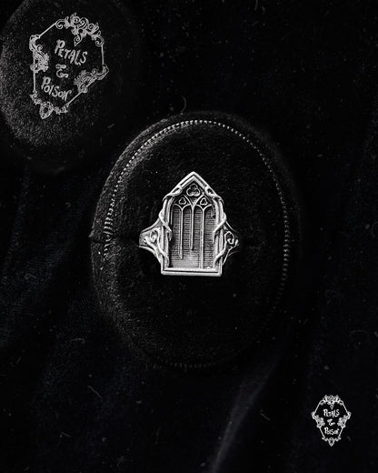 The "Gloomy Garden" Ring