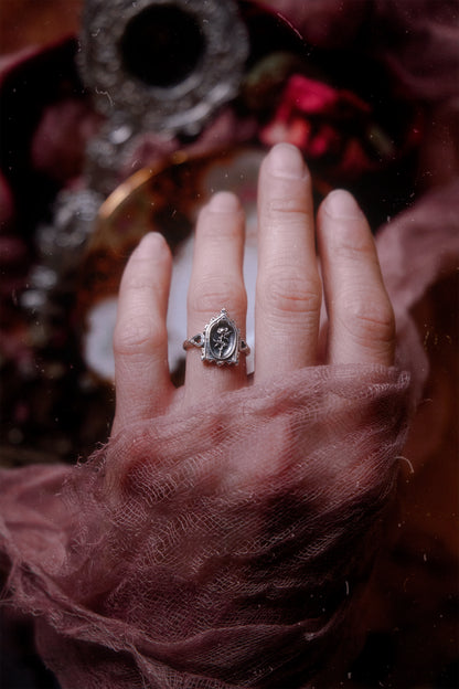 The "Lenore's Tomb” Curio Ring