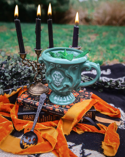 ARCHIVE: The "Willow Urn" Mug