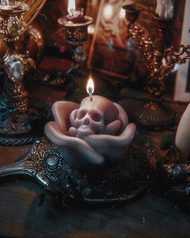 The "Graven Rose” Standing Candle